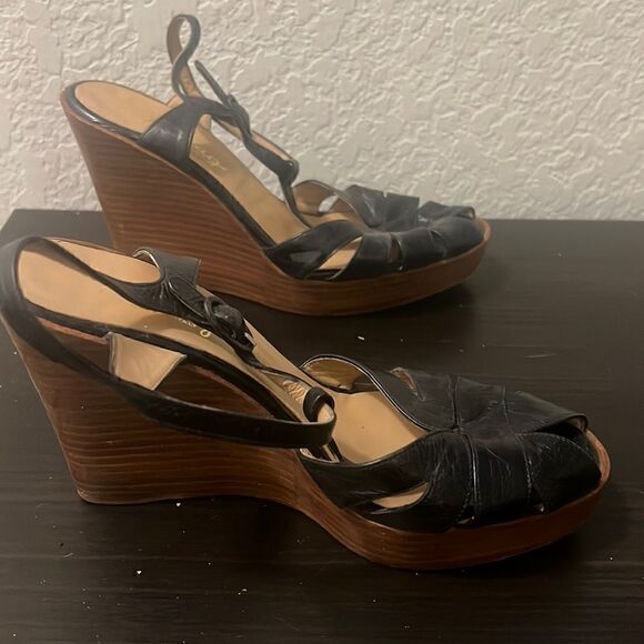 Bellagio Size 39 Black Wedge Heel - Wooden Wedge - Excellent Condition - Picture 1 of 5